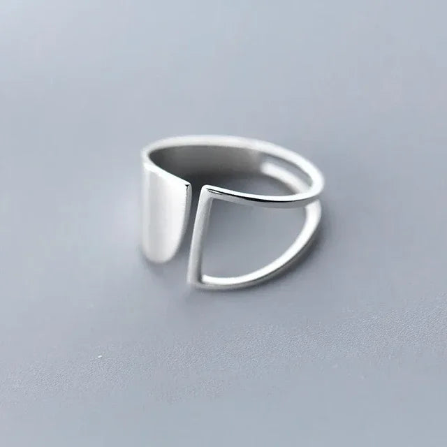 Elegant Irregular Zircon Silver Ring – 925 Sterling Cocktail Ring for Women