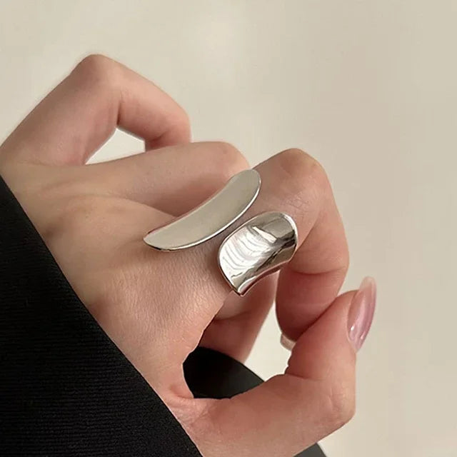 Elegant Irregular Zircon Silver Ring – 925 Sterling Cocktail Ring for Women