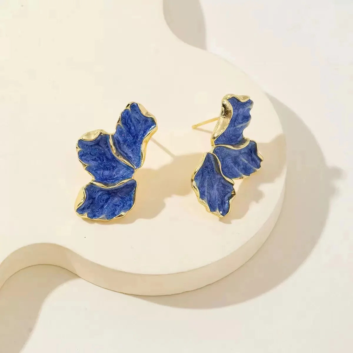 Cream Flower Earrings