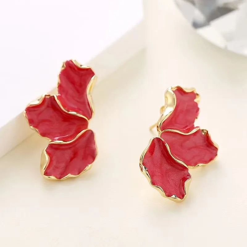 Cream Flower Earrings
