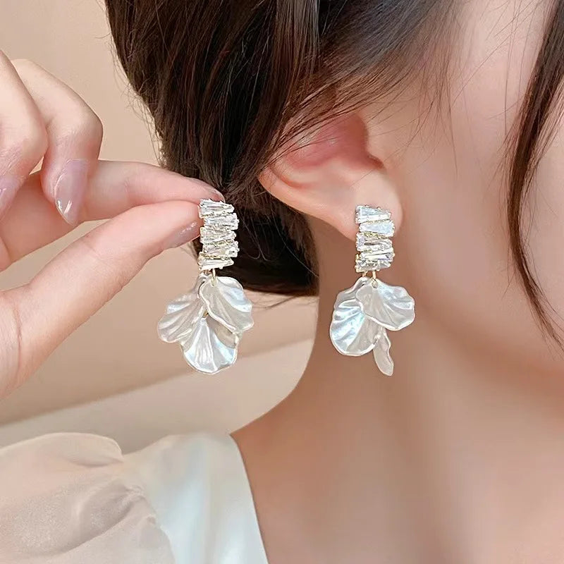 Korean Imitation Shell Dangle Earrings