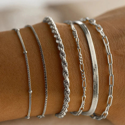 Snake Imitation Gemstone Bangle